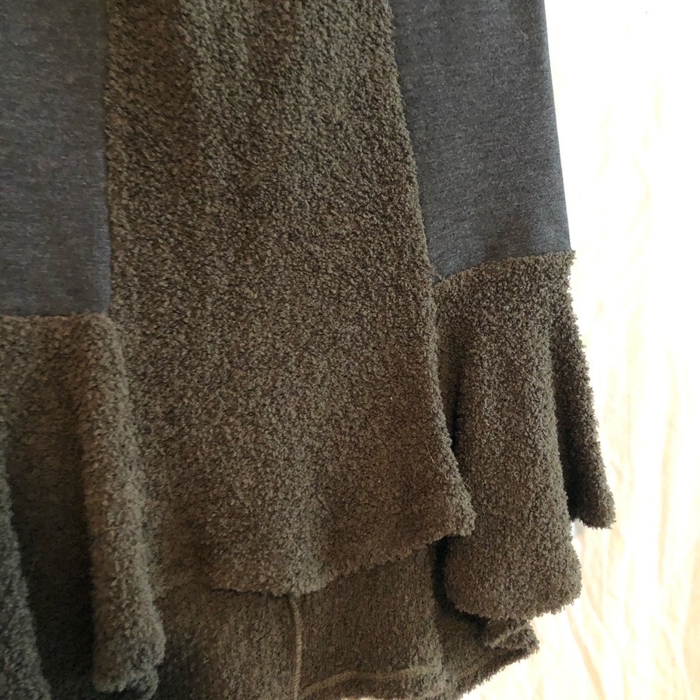 Fall work skirt - Picture 2 of 3